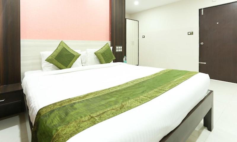 Hotel Habitat Comforts image