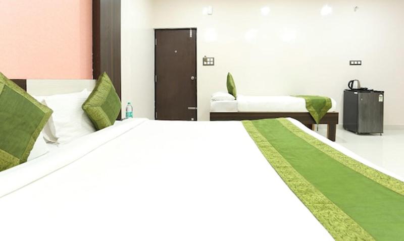 Hotel Habitat Comforts image