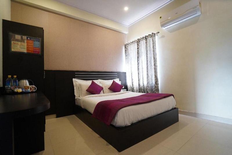 Hotel The Omaira image