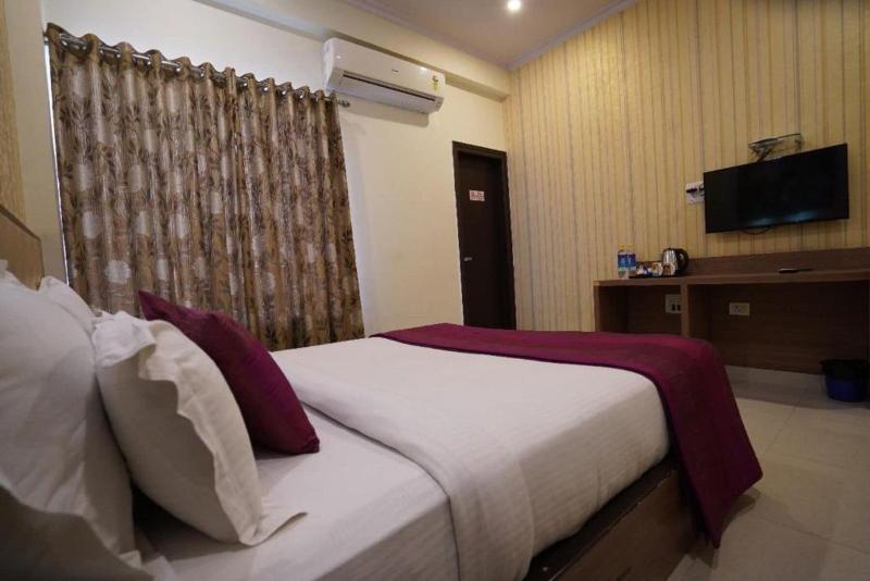Hotel The Omaira image