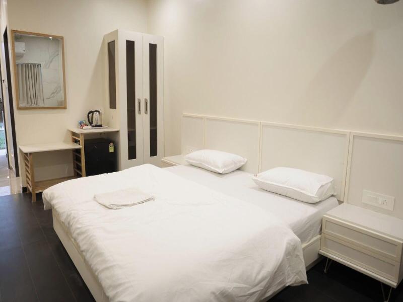 Hotel Krishna image