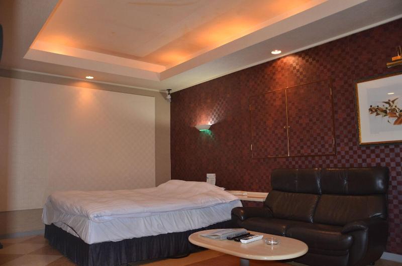 Hotel Takao Asile image