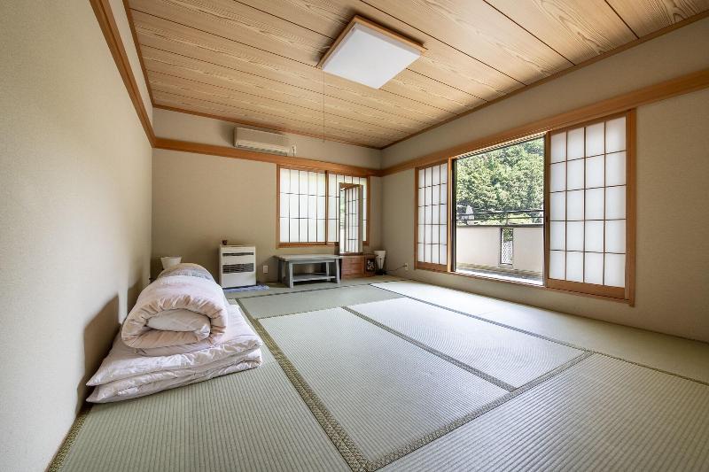 Hotel Takao Asile image