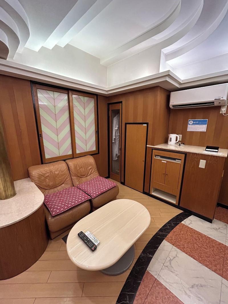Hotel Takao Asile image