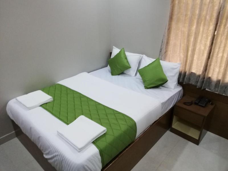 Olivia Inn And Suites image