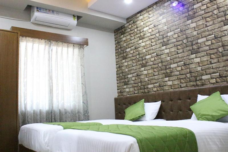 Olivia Inn And Suites image