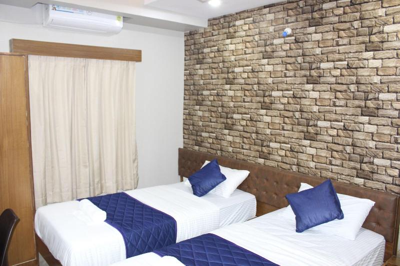 Olivia Inn And Suites image