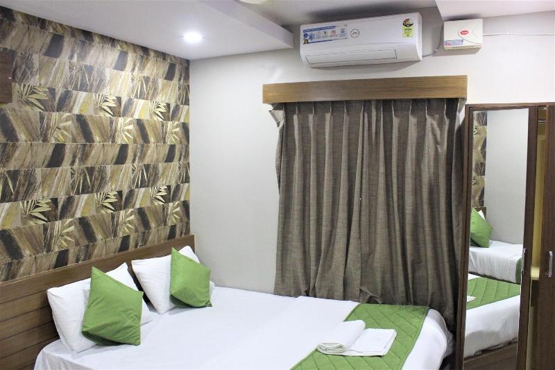 Olivia Inn And Suites image