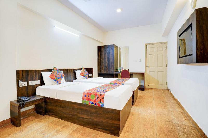 Fabhotel Grk Comforts image