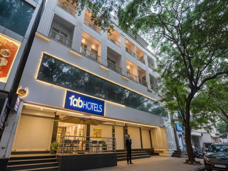 Fabhotel Grk Comforts image