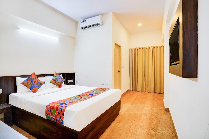 Fabhotel Grk Comforts image