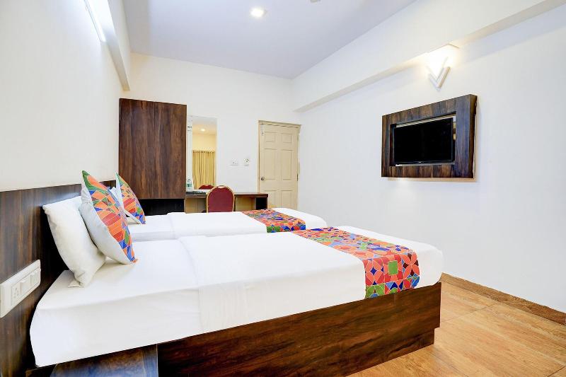 Fabhotel Grk Comforts image