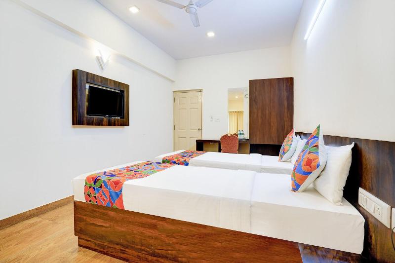 Fabhotel Grk Comforts image