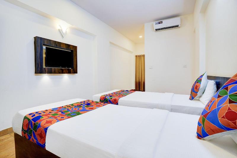 Fabhotel Grk Comforts image