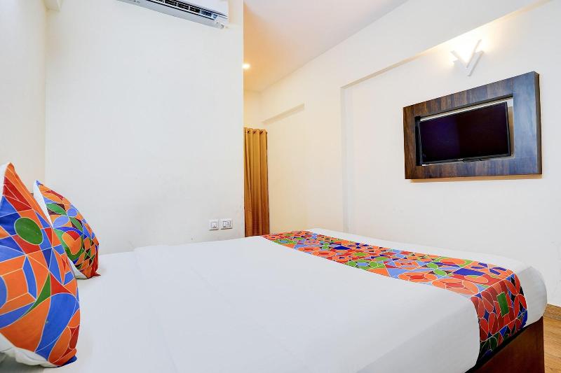 Fabhotel Grk Comforts image