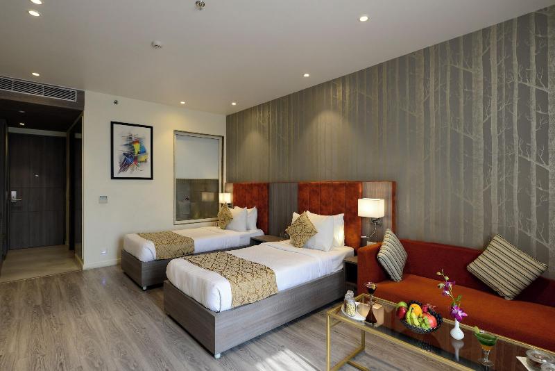 Hotel Deep Clarks Inn Lucknow image