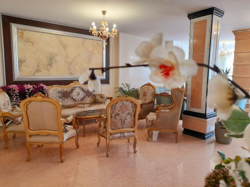 Hôtel Royal Paris - Ivry image