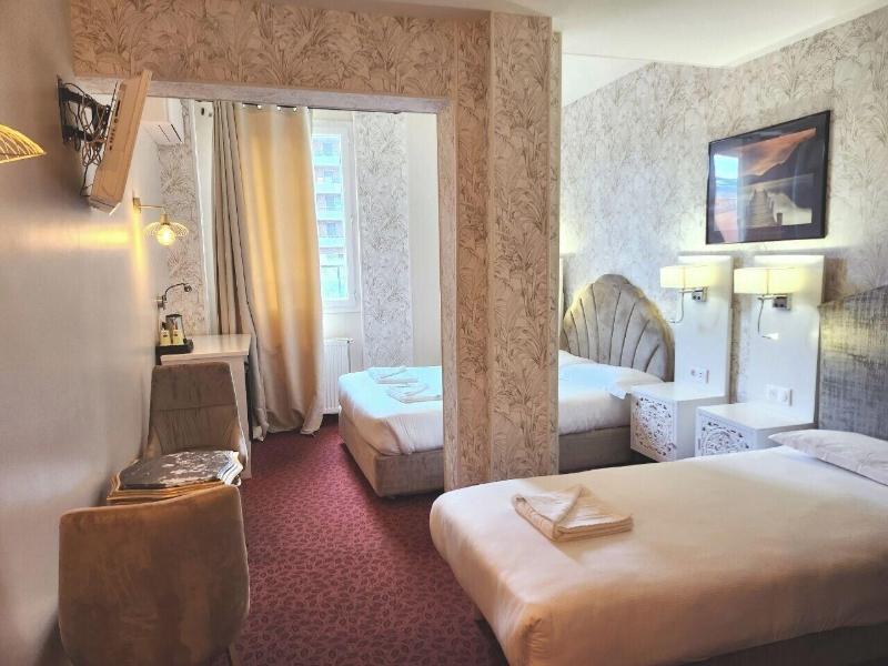 Hôtel Royal Paris - Ivry image
