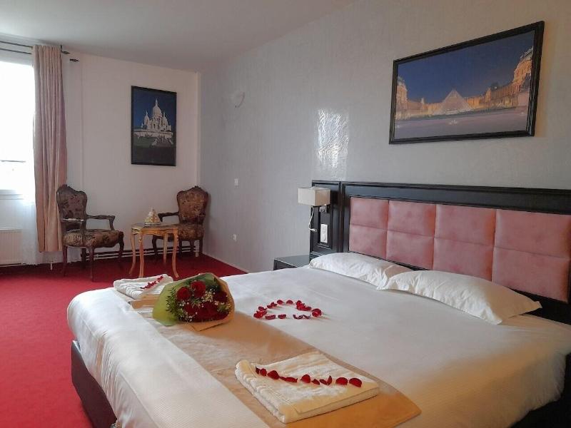 Hôtel Royal Paris - Ivry image
