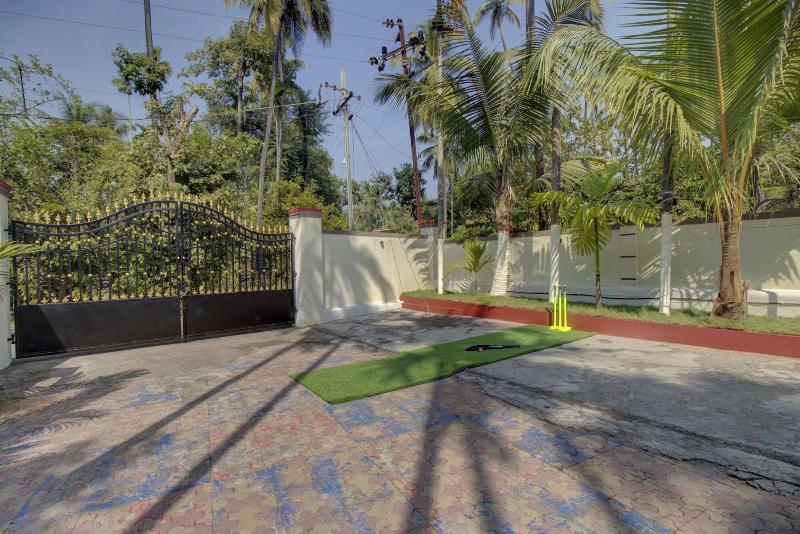 Hotel Snehaprabha Alibaug — general view