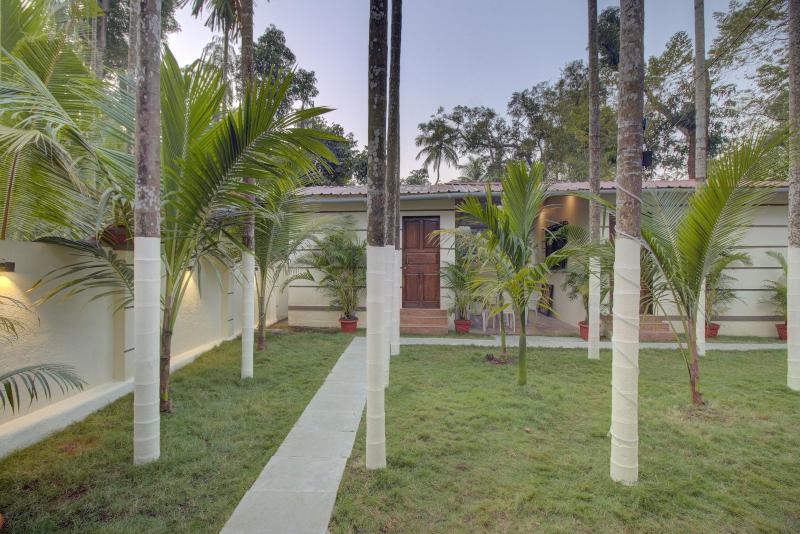 Hotel Snehaprabha Alibaug