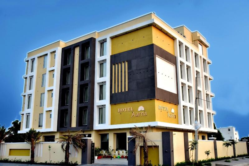 Hotel Aarna — general view