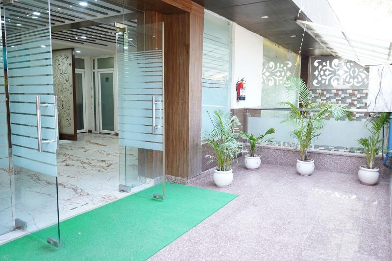 Dwelling Residency image