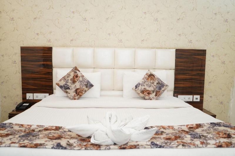 Dwelling Residency image