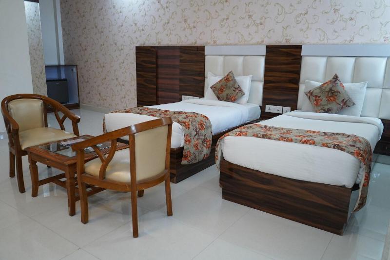 Dwelling Residency image