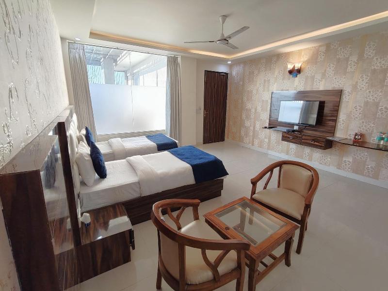 Dwelling Residency image
