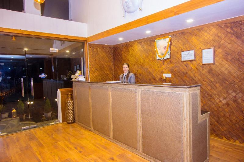 Paradise - The Whitehouse Cafe image