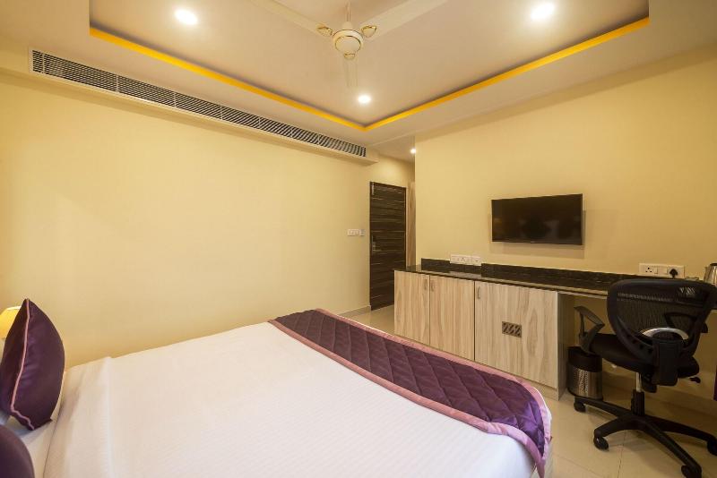 Zenith Hotels Hebbal Bangalore image