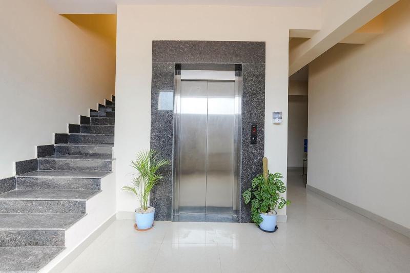 Fabhotel La Palma Suites image