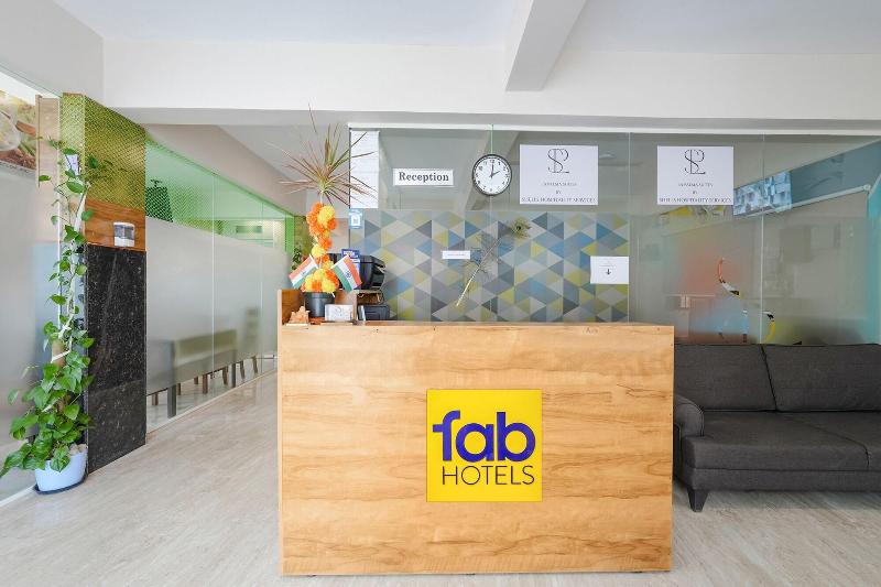 Fabhotel La Palma Suites image