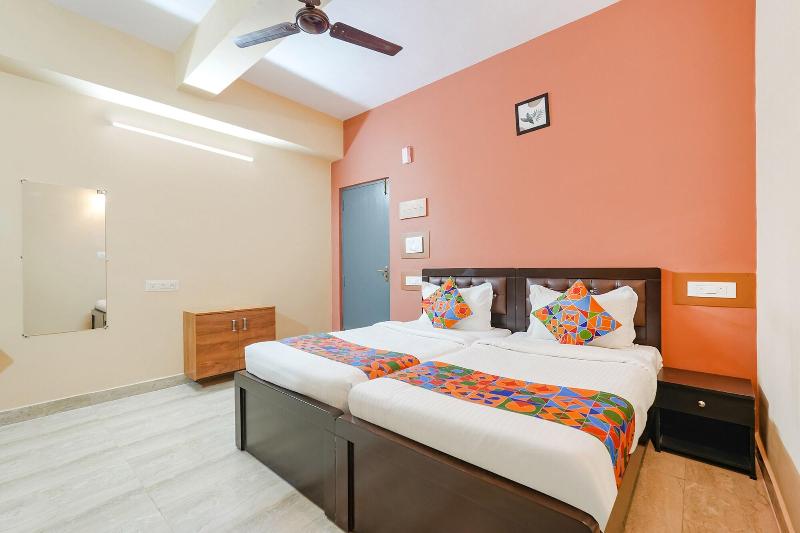 Fabhotel La Palma Suites image