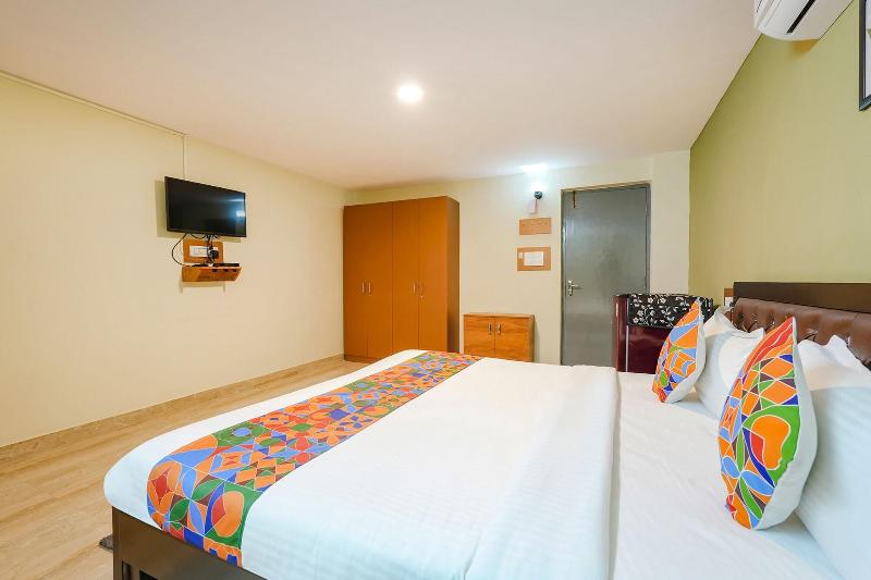 Fabhotel La Palma Suites image