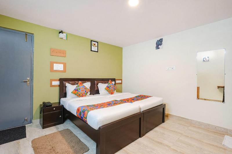 Fabhotel La Palma Suites image
