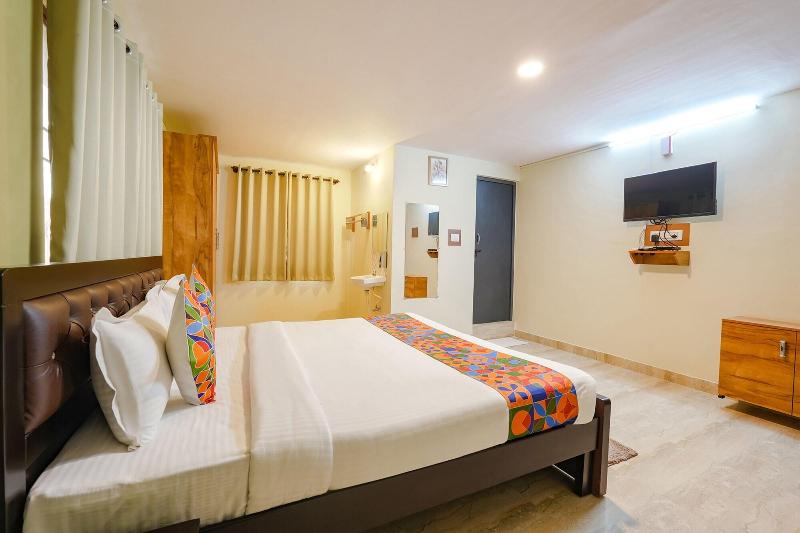 Fabhotel La Palma Suites image