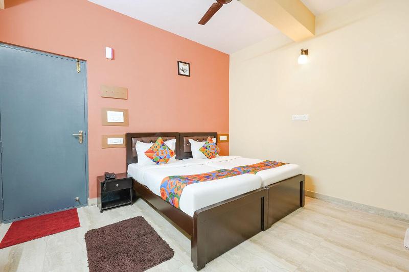 Fabhotel La Palma Suites image