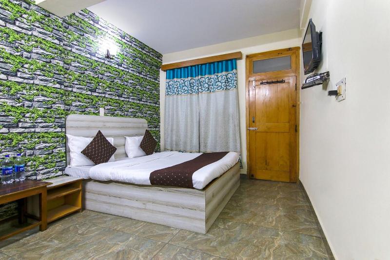 Fabhotel Negis Shivalaya image