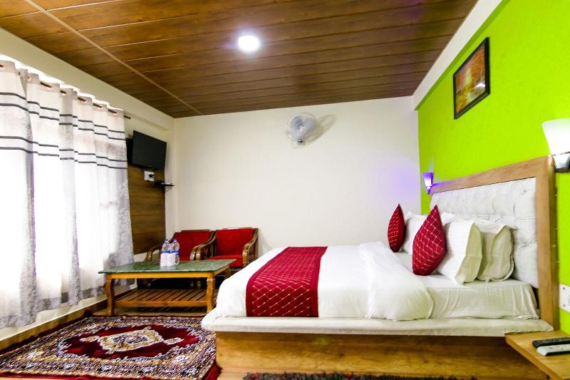 Fabhotel Negis Shivalaya image