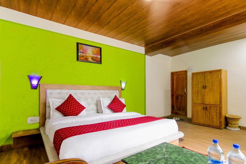 Fabhotel Negis Shivalaya image
