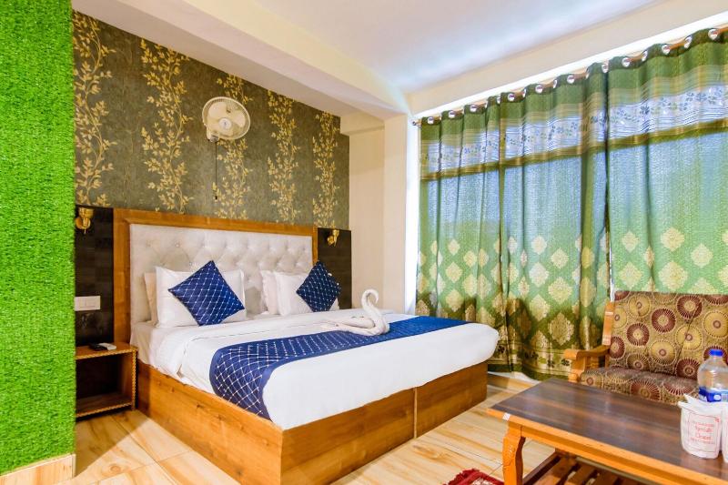 Fabhotel Negis Shivalaya image