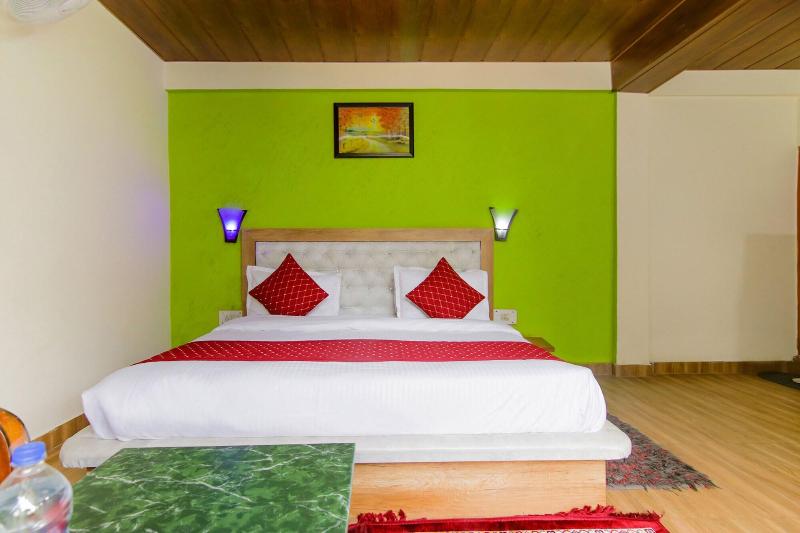 Fabhotel Negis Shivalaya image
