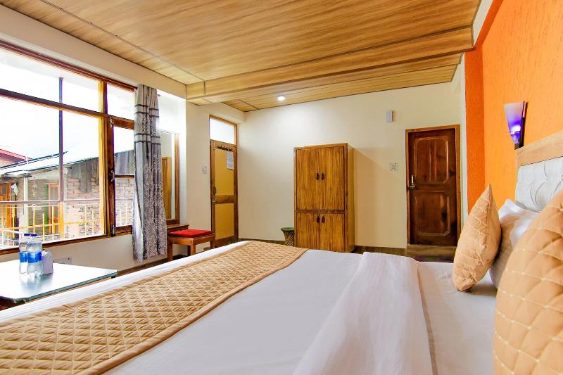 Fabhotel Negis Shivalaya image