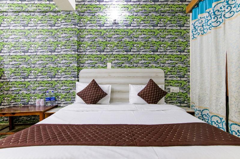 Fabhotel Negis Shivalaya image
