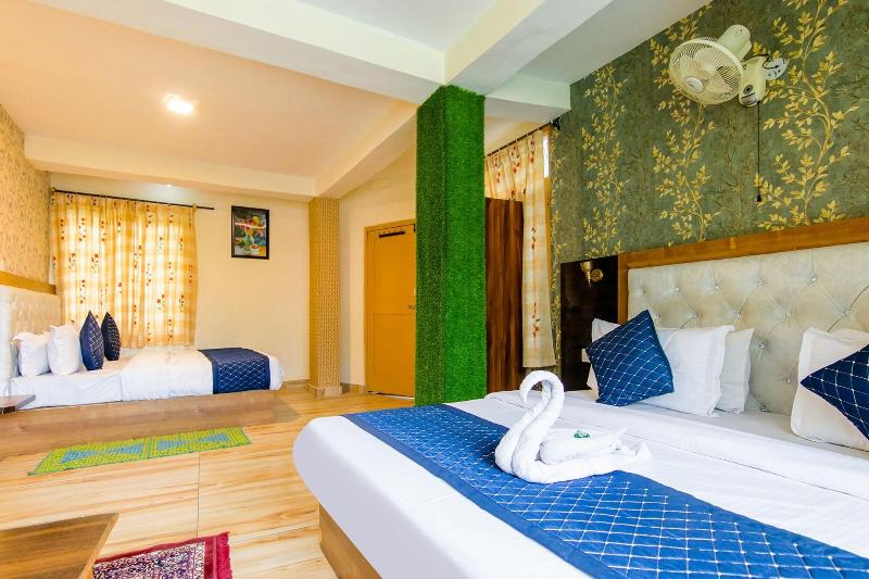 Fabhotel Negis Shivalaya image