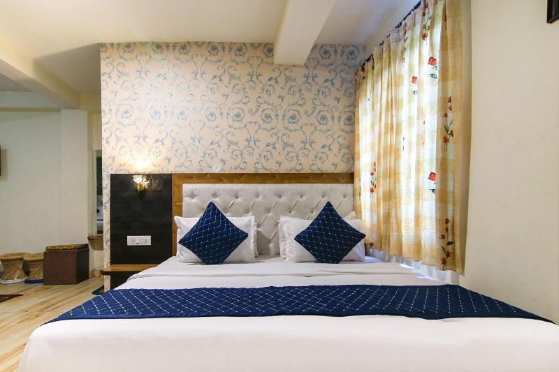 Fabhotel Negis Shivalaya image