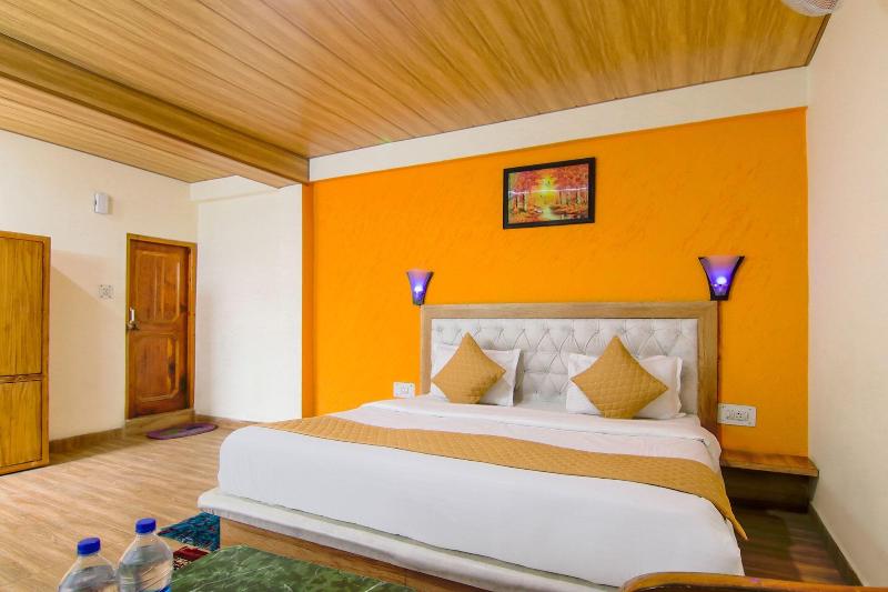Fabhotel Negis Shivalaya image