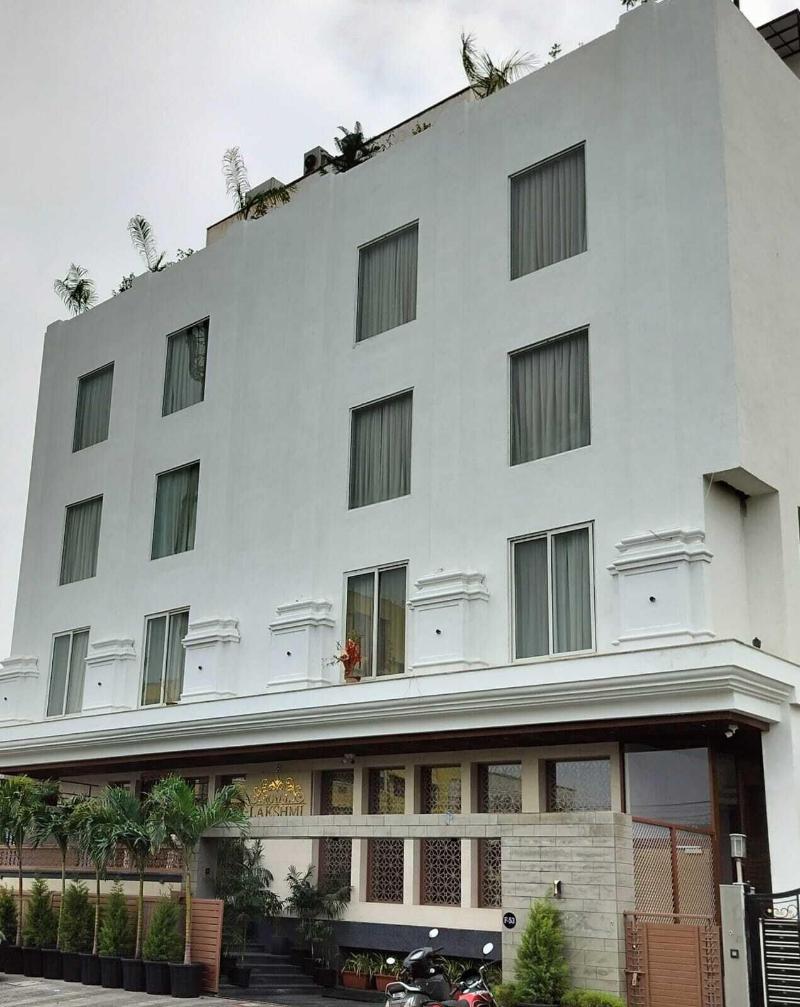Royal Lakshmi Palace image
